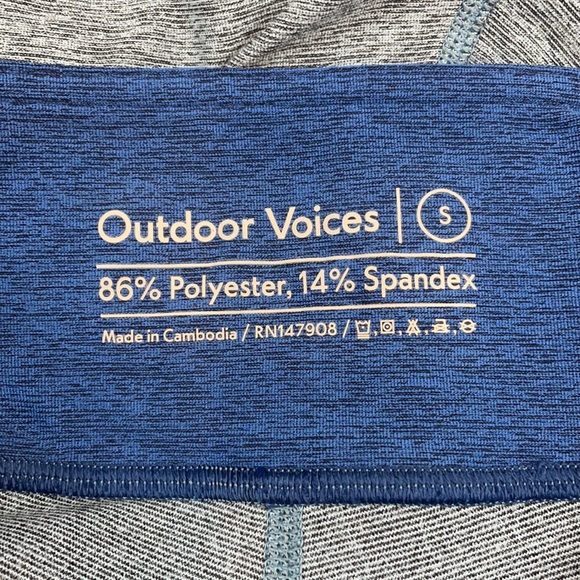 Outdoor Voices 3/4 Warmup Leggings - Picture 5 of 5